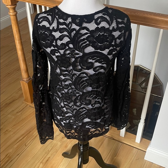 Express Black Floral Lace Blouse - Picture 4 of 5